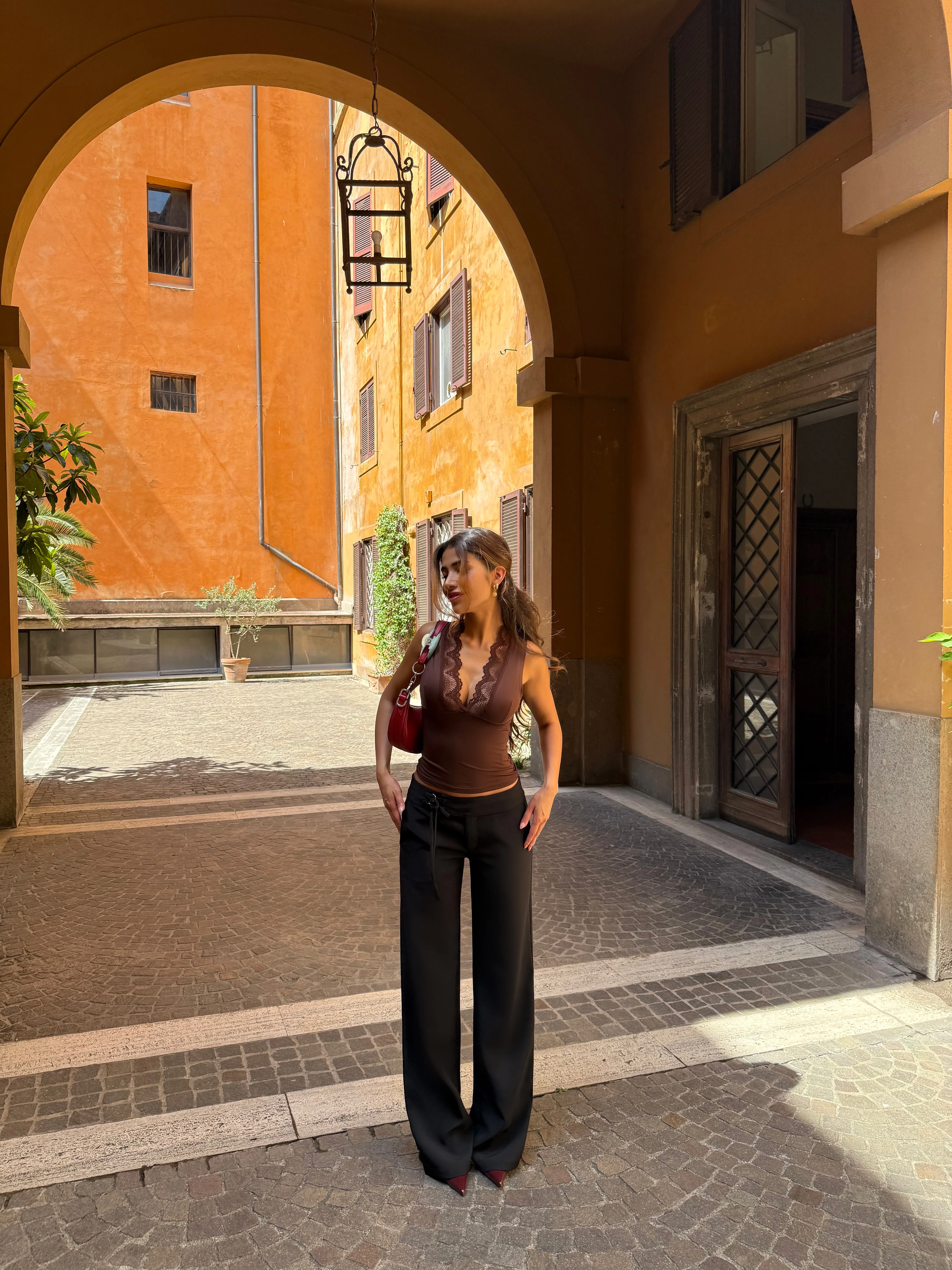 Buckle low waist trousers - black - Image 6