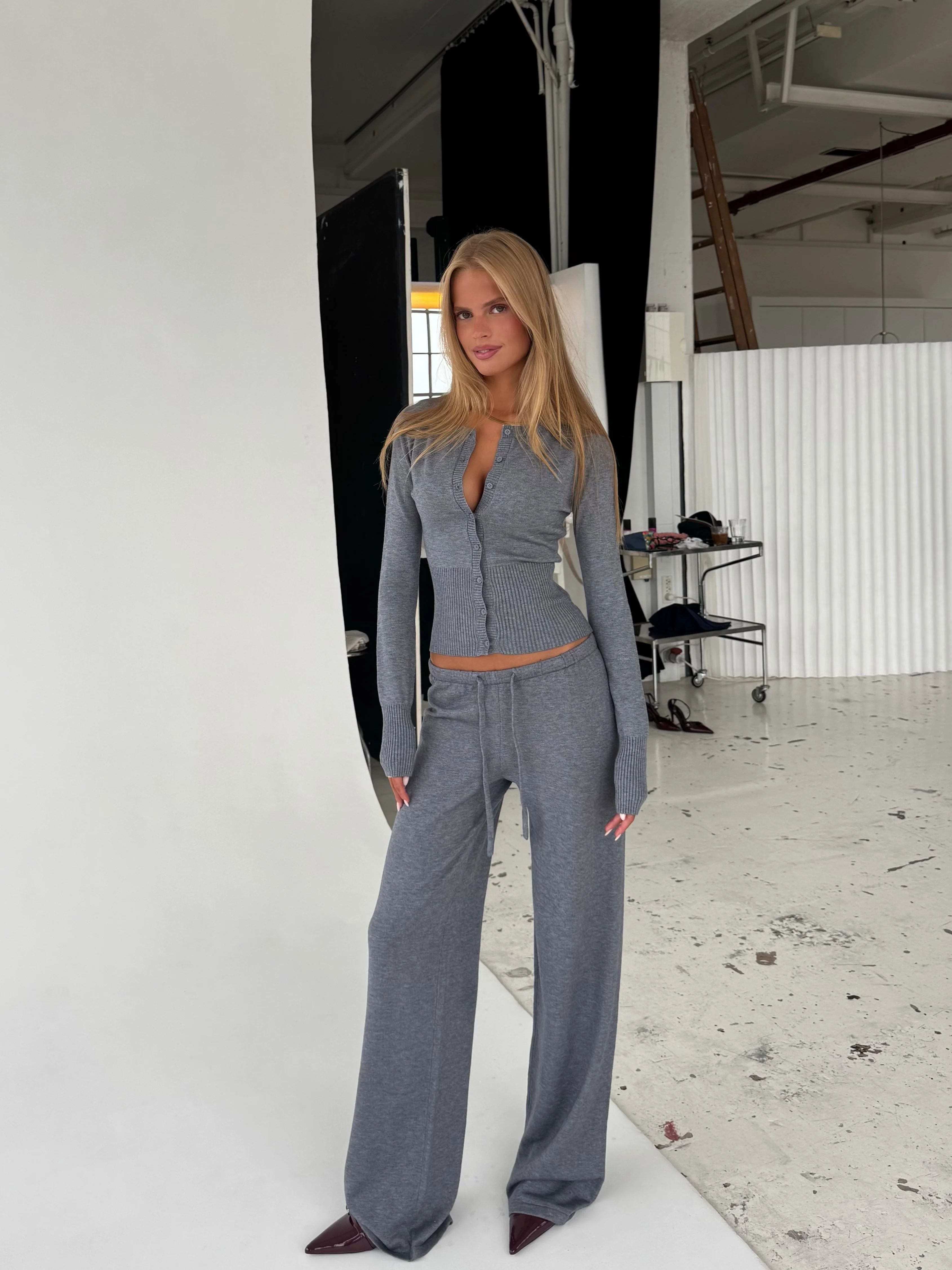 Knit trousers - melange grey - Image 4