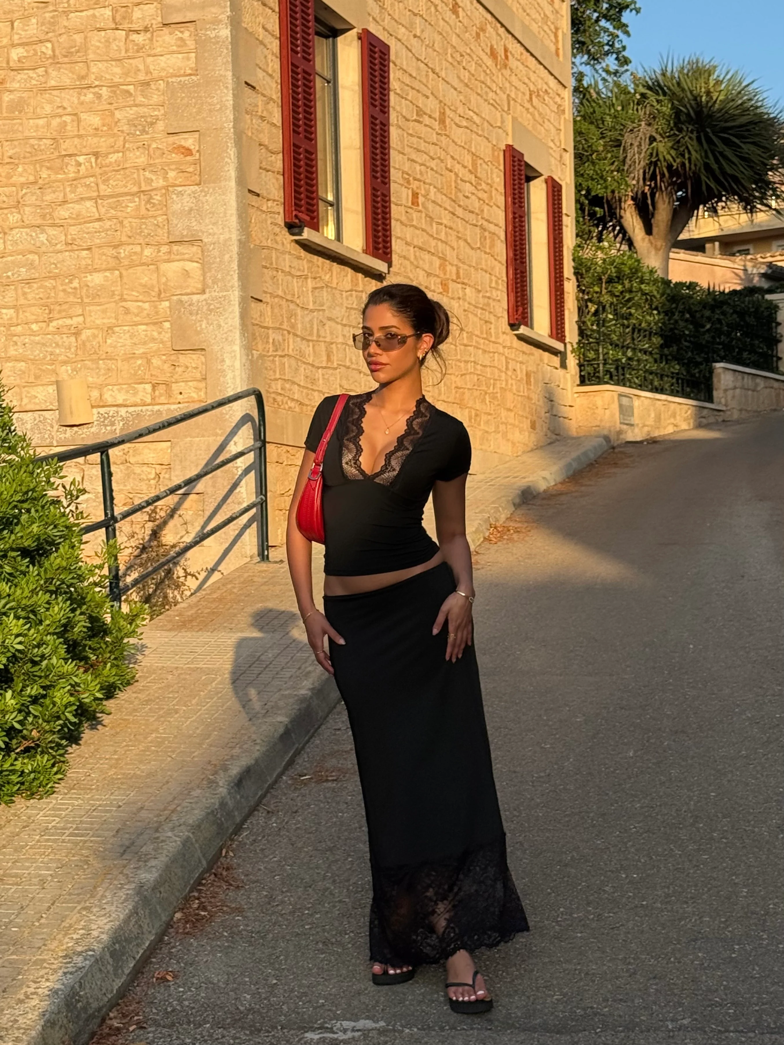 Maxi lace skirt - Black