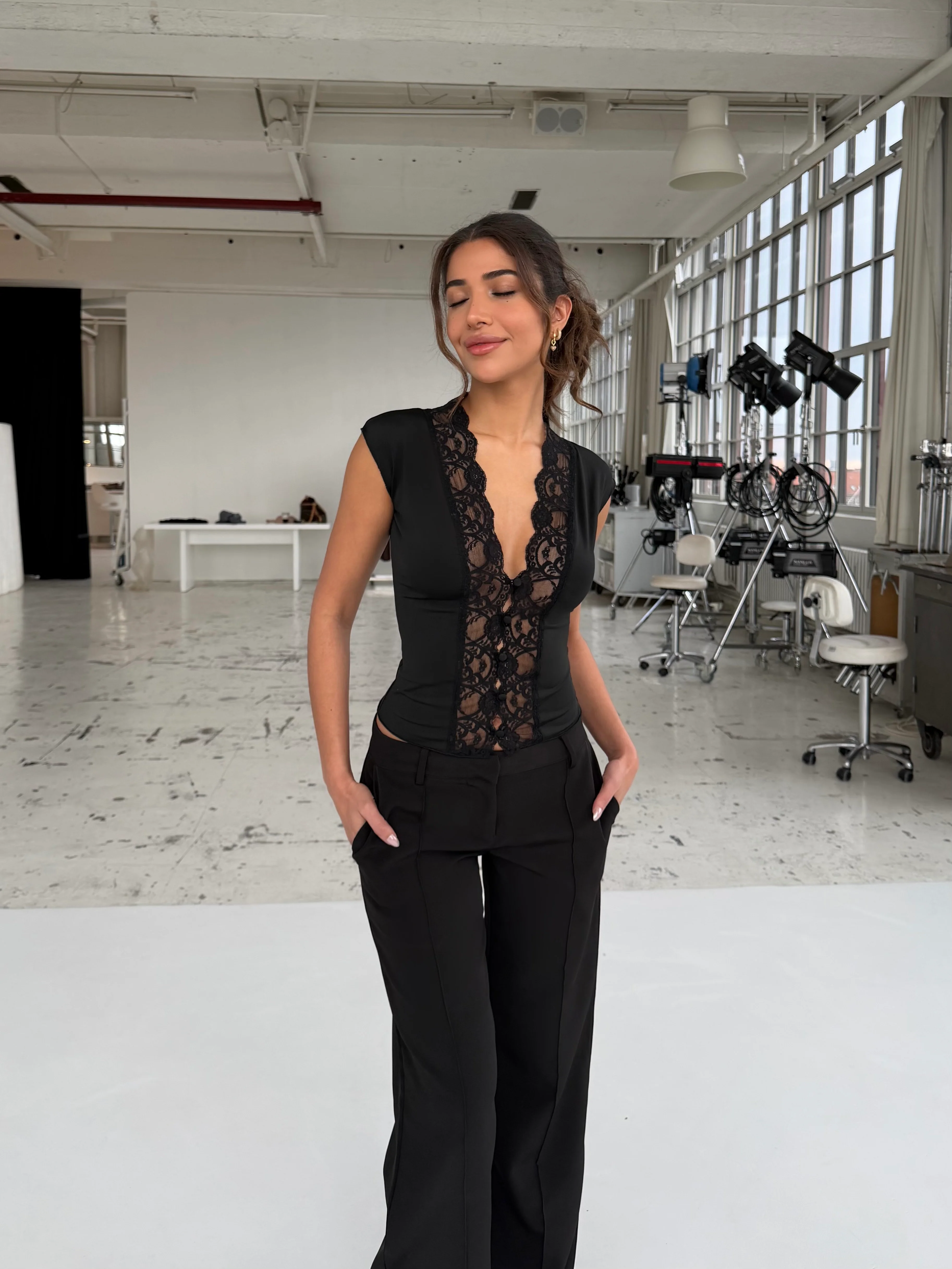 Pretty Luna basic top - black